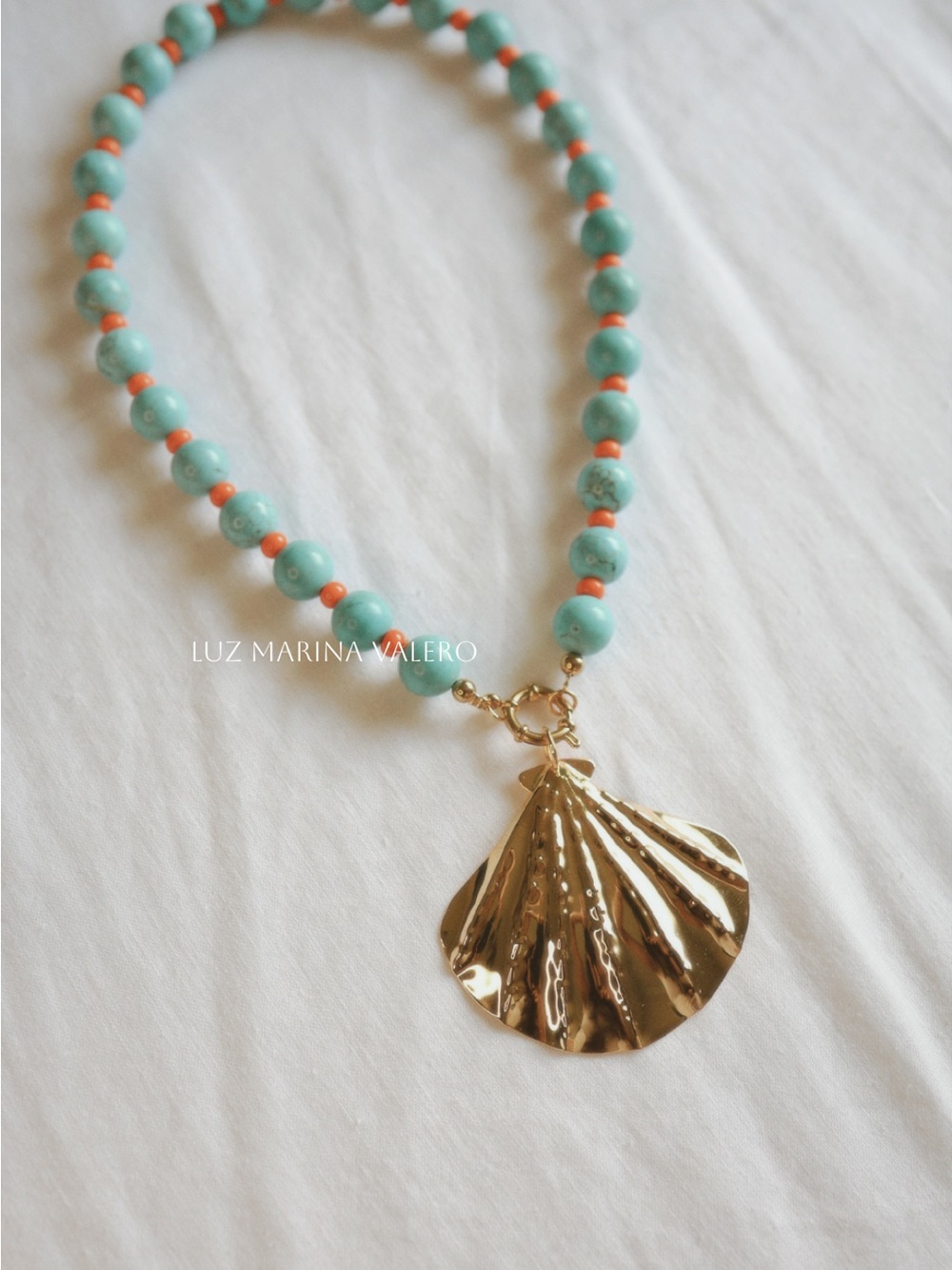 Gold Shell Pendant Necklace with Turquoise Beads